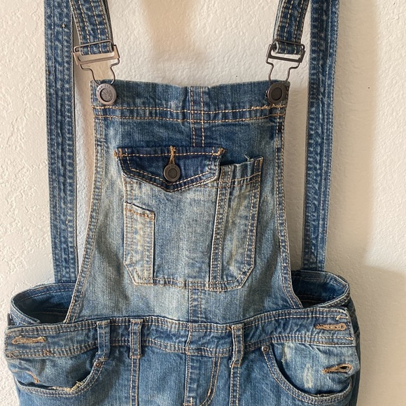 Overalls - Picture 2 of 6